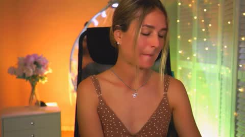 Snapshot of deboralarson chatting on May 2026 10:36:01 AM Debora online show from May 2026 10:36:01 AM