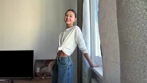 Nicole online show from July 2026 08:07:01 AM