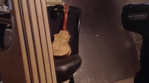 Snapshot of decarabas22 chatting on April 2026 07:13:02 AM decarabas22 online show from April 2026 07:13:02 AM