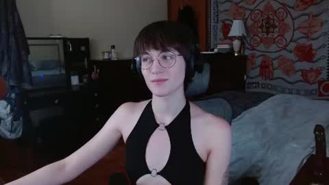 decemberholiday online show from July 2026 10:01:01 PM