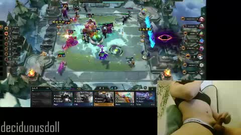 deciduousdoll online show from April 2026 12:52:02 AM