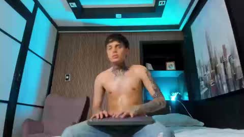 Snapshot of declan_fox chatting on September 2025 04:35:01 AM declan_fox online show from September 2025 04:35:01 AM