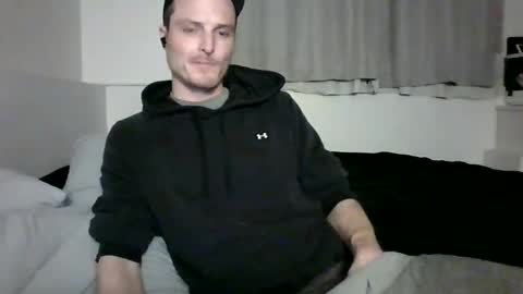 Dee4dayz online show from April 2026 02:48:02 AM