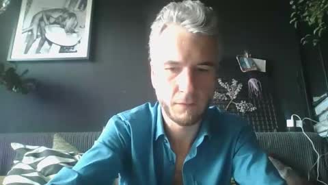 Snapshot of deebo1987 chatting on December 2024 01:54:02 PM Deen online show from December 2024 01:54:02 PM