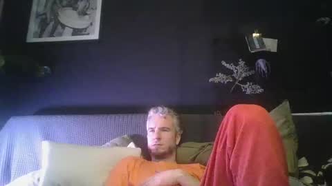 Snapshot of deebo1987 chatting on January 2025 07:50:02 PM Deen online show from January 2025 07:50:02 PM