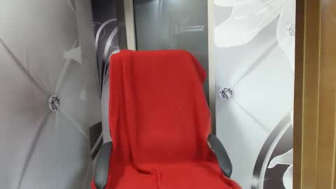 hi guys i m a cute milf i m here for good time and nice people pls be respectfool and enjoy me online show from November 2025 05:10:02 AM