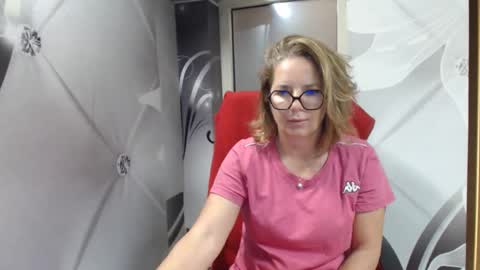 Snapshot of deepintoyourmind chatting on November 2025 10:41:02 AM hi guys i m a cute milf i m here for good time and nice people pls be respectfool and enjoy me online show from November 2025 10:41:02 AM