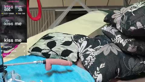 Snapshot of deeplyasian chatting on January 2025 11:21:02 PM Deeply Asian style... Nice to meet you thumb up me please help us. online show from January 2025 11:21:02 PM