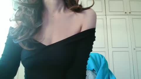 Snapshot of deessedivine chatting on February 2026 04:04:02 PM KamiDevi online show from February 2026 04:04:02 PM