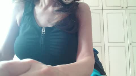 Snapshot of deessedivine chatting on April 2026 11:59:02 AM KamiDevi online show from April 2026 11:59:02 AM