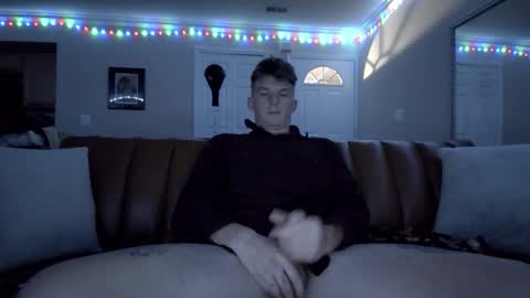 Snapshot of deeyungguy chatting on November 2025 12:07:01 PM more content and goodies online show from November 2025 12:07:01 PM