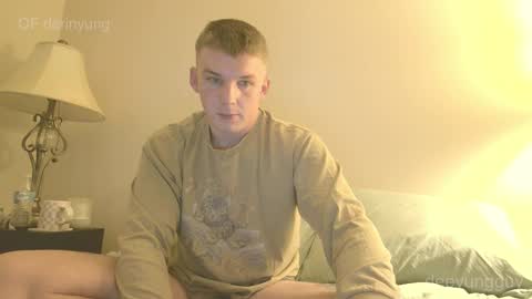 Snapshot of deeyungguy chatting on January 2026 05:48:01 PM more content and goodies online show from January 2026 05:48:01 PM