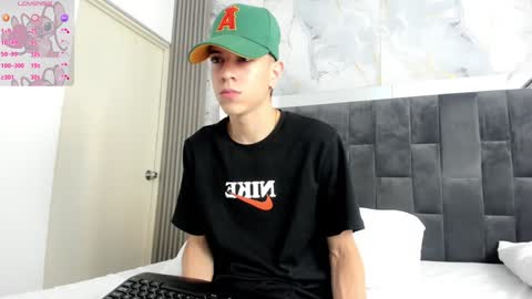 Snapshot of dei_v_48 chatting on January 2025 05:16:01 AM DEIVY online show from January 2025 05:16:01 AM