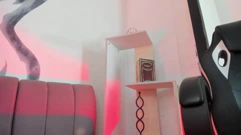 Snapshot of deilanwolf chatting on March 2026 07:54:02 AM Deilan Wolf online show from March 2026 07:54:02 AM