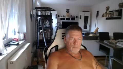 deinprinz2312 online show from August 2026 04:48:01 AM