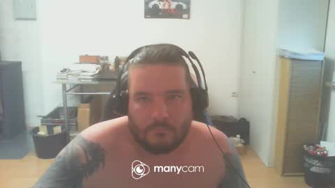 Snapshot of deinspielzeug87 chatting on February 2025 04:00:02 PM deinspielzeug87 online show from February 2025 04:00:02 PM