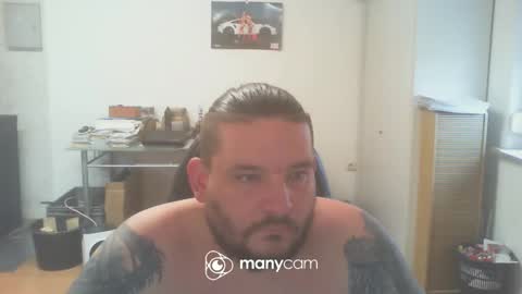 Snapshot of deinspielzeug87 chatting on February 2025 01:41:01 PM deinspielzeug87 online show from February 2025 01:41:01 PM