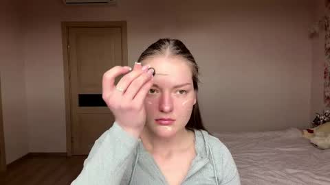 Mila online show from April 2026 11:26:02 AM