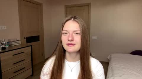 Mila online show from April 2026 12:04:01 PM