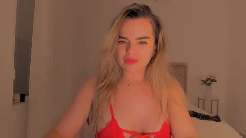 Snapshot of deliadelicious chatting on February 2025 12:43:02 PM deliadelicious online show from February 2025 12:43:02 PM