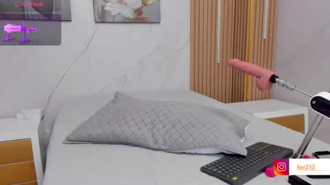 Snapshot of delicious_girl4u_ chatting on February 2025 01:11:02 PM Natalia online show from February 2025 01:11:02 PM