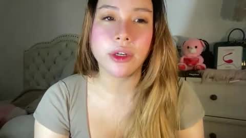 Snapshot of delicious_iya69 chatting on March 2025 01:42:02 AM iyalicious online show from March 2025 01:42:02 AM