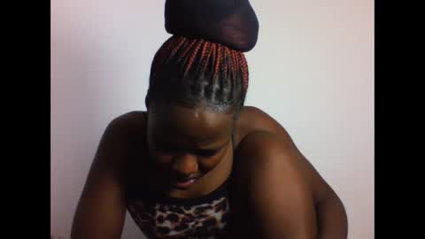 Snapshot of deliciousbabe01 chatting on February 2026 11:54:01 AM EVAH online show from February 2026 11:54:01 AM