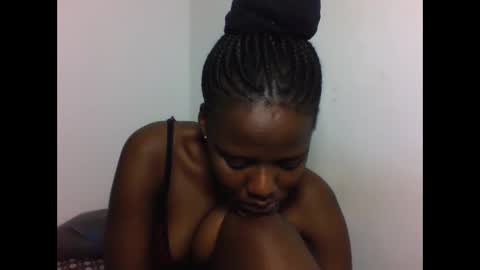 Snapshot of deliciousbabe01 chatting on May 2026 02:07:02 AM EVAH online show from May 2026 02:07:02 AM