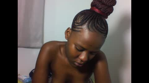 Snapshot of deliciousbabe01 chatting on June 2026 04:07:01 PM EVAH online show from June 2026 04:07:01 PM