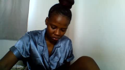 Snapshot of deliciousbabe01 chatting on June 2026 06:13:02 AM EVAH online show from June 2026 06:13:02 AM