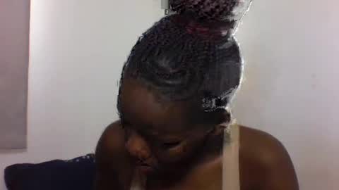 Snapshot of deliciousbabe01 chatting on June 2026 04:44:02 AM EVAH online show from June 2026 04:44:02 AM