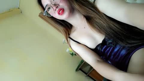 Sophie online show from April 2026 02:51:02 AM