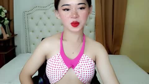 Sophie online show from May 2026 02:51:02 AM