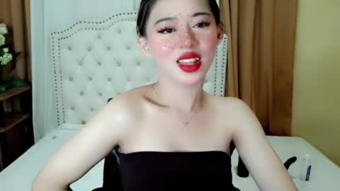 Sophie online show from June 2026 04:37:01 AM