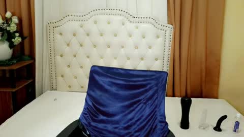 Sophie online show from June 2026 04:34:02 AM