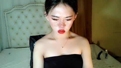 Sophie online show from June 2026 03:40:01 PM