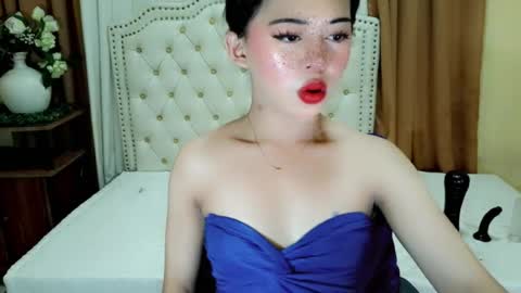 Sophie online show from July 2026 06:51:01 AM