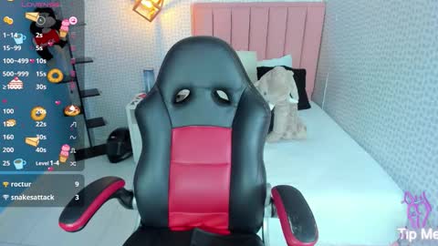 Snapshot of delilah_leone chatting on September 2025 03:46:02 PM delilah_leone online show from September 2025 03:46:02 PM