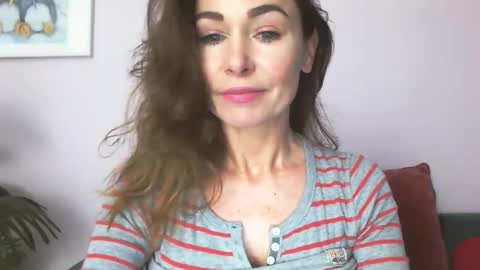 delilah_sweet online show from February 2026 04:14:01 PM