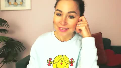 delilah_sweet online show from April 2026 01:09:02 PM