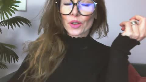 delilah_sweet online show from June 2026 02:41:02 PM