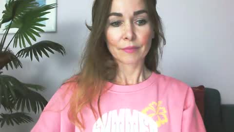 delilah_sweet online show from June 2026 02:58:01 PM
