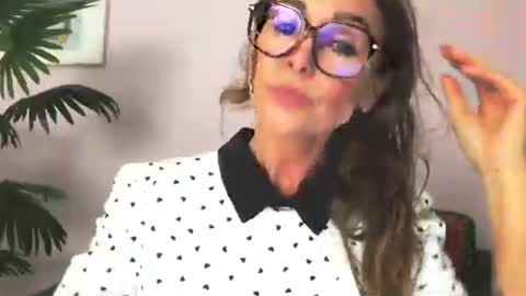 delilah_sweet online show from July 2026 05:31:01 PM