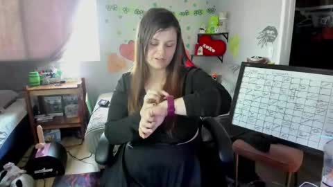 Delilah Fields online show from May 2026 06:05:01 PM