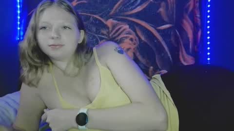 DelilaLove3412 online show from September 2025 04:06:01 PM