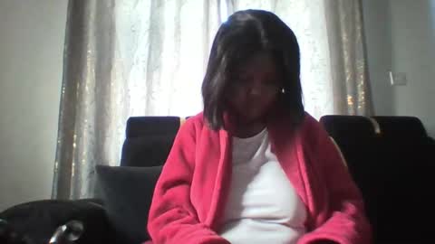 dellarine517299 online show from January 2026 06:28:01 AM