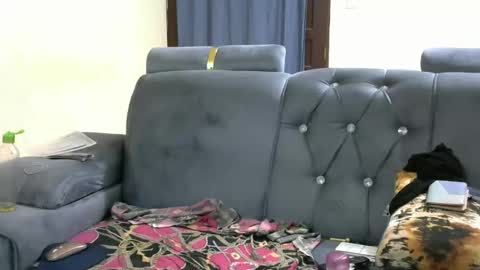 Ginger online show from November 2025 02:53:02 AM