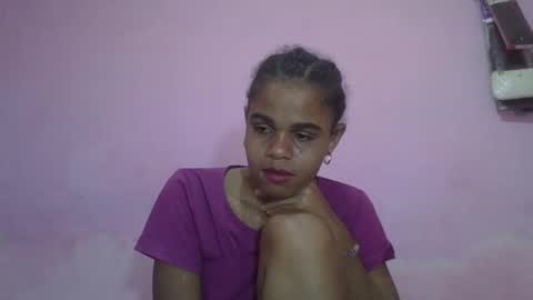 delphine online show from May 2026 05:48:01 AM