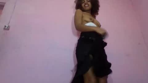 delphine online show from May 2026 10:21:02 AM