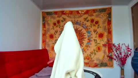 demeter__ online show from September 2025 07:49:01 PM